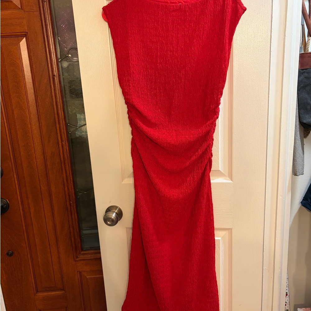H&M Red Sleeveless Ruched Maxi Dress